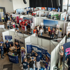 Überblick Messestände