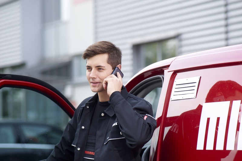 Foto eines Service Mitarbeiters von Minimax